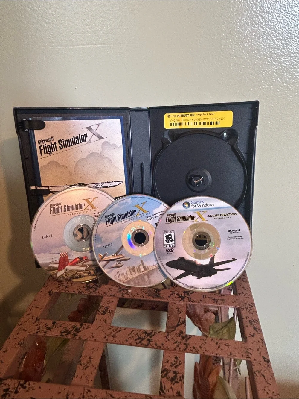 Microsoft Flight Simulator X Gold Edition PC Complete (Deluxe + Acceleration)